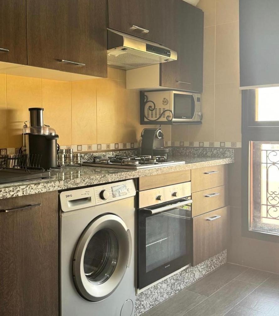 Appartement Malak - Residence Avec Piscine, Wifi, Gardien H24 Marrakesh Exteriör bild