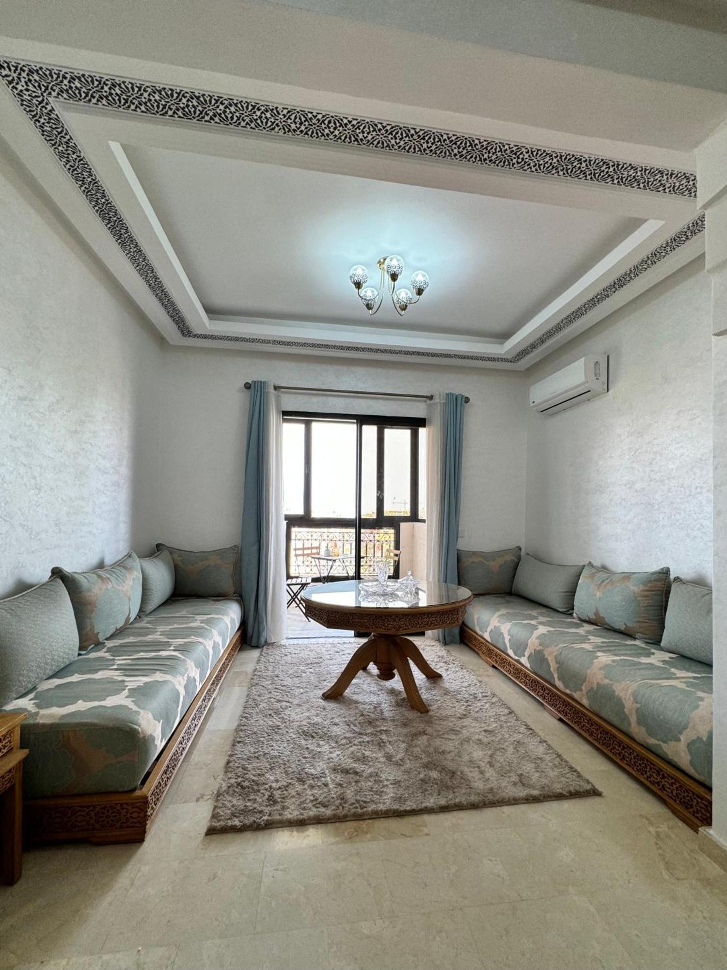 Appartement Malak - Residence Avec Piscine, Wifi, Gardien H24 Marrakesh Exteriör bild